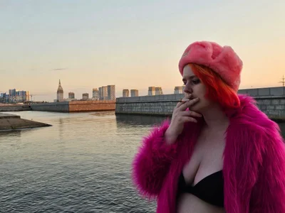 SarahFromTARDIS ussr pink style Pic 5
