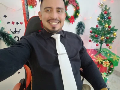 Feliz navidad 2025 de KalethBigDick  8 Imagens