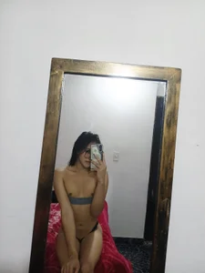 Public de Miss_KhalifaDoll  4 Imagens