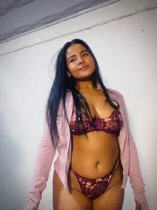 Kiara_Naomi Public Εικόνα 3