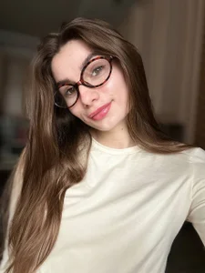 RedStrawberr Public Poză 7