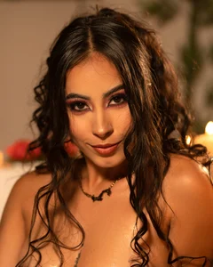 NicoleBlum: in the tub with me ( 5 фото)