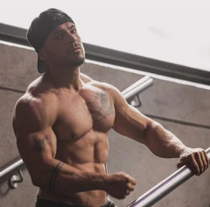 dennis_cox1 Public Billede 4