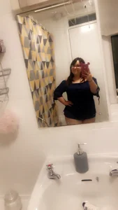 Curvy-Clare-30's photo