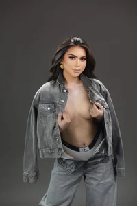 Supreme_Mistress H&M 사진