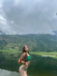 sashaHarding11 Public Hình 4