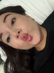 mia_cooper_24 Public Pic 7