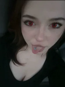 ThuBoppre Lenses red Pic 2