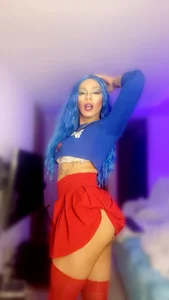 VenusSantana Feeling sexy Pic 2