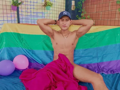 pepe_jonessPride 🌈 2024图片 3