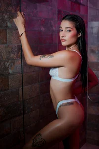 Public od loraineblake  4 snímek