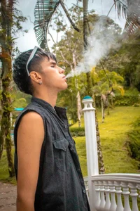Elioth_18 Connecting with nature and being sexy 🍀❤️‍🩹 Pic
