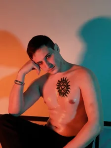 beauty_liam Let’s get to know each other better 😈 Bilde 7