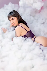 ElectraRaptiis 😼Easter PhotoShot💜 Living In Heaven Pic 5