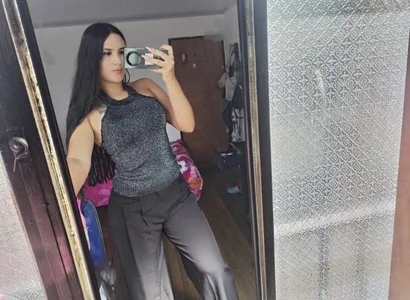 Scarlett_Luxe Public Billede 3