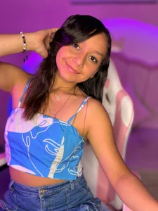 katy_sweet19 “I can't give it my all today… but I can make you want it 😉” Bilde