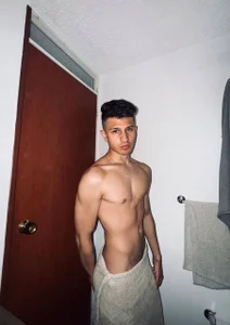 kevin_ahss hii صورة واحدة|kevin_ahss hii صورتان|kevin_ahss hii  صور|kevin_ahss hii  صورة