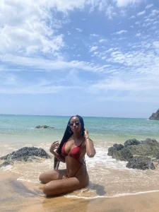 MiaMidnnightt: Beach days 💖 ( фото)