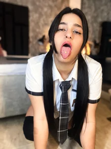 crystaldarliing 🤭🫶🏻 صورة واحدة|crystaldarliing 🤭🫶🏻 صورتان|crystaldarliing 🤭🫶🏻  4 صور|crystaldarliing 🤭🫶🏻  4 صورة