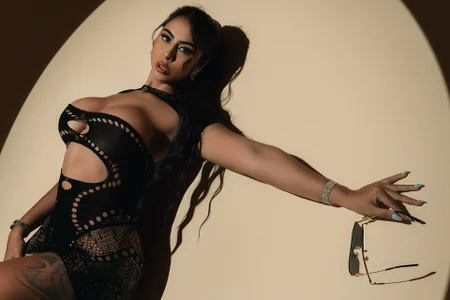 LeahJones_ sexy leah Pic