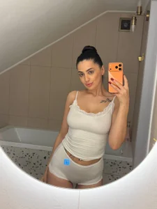ArielGemme 🍭 Pic