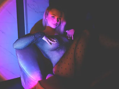 MaryDreaminess bright lights dark nights Poză 3