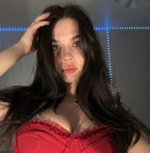 JeniceSourwine Not your usual plot. 🎭 Poză 4