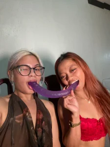 thetinyfilipina Me and Tina_Slick Foto 4