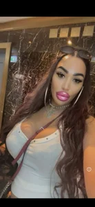 Lovermolls Public Pic 4