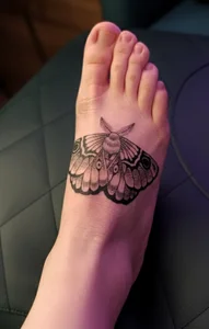 anaroman01 Kiss My feet? 🥰 รูป 