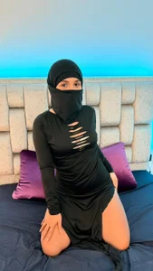 Lailaa_lush Public Gambar 6