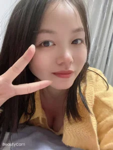 Public od Yuer-77  2 snímek