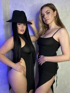 Cherry_Pair Public Foto