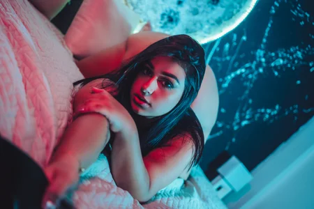 GabyRhodes Look at me 🎀  6টি ছবি