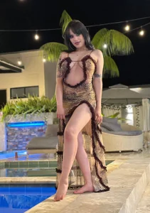 AlissonLopez_ Look at me as if you were going to lose control....🔥 Pic