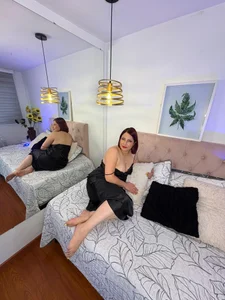 Veronica_Jacobss MILF DREAMS Pic 4