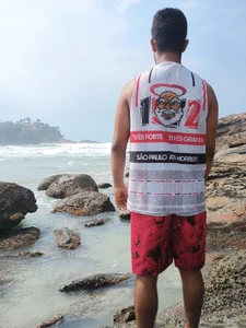 Rezenh Public Foto 5