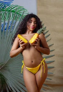 Fruta prohivida de lucie_petite Foto 3