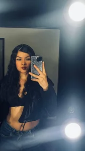 STARHOT_TAY Public Bilde