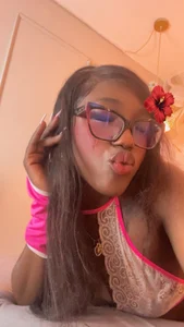 nylaroyale_cr PINK AND DIVERSION 🔥😋 Pic 4