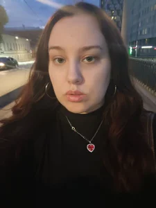 Gabrielle_Dollis Public Pic 3