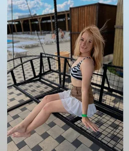 Softy_Aura_ I wish this summer would never end. 😇 Hình 4