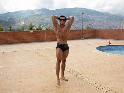 Stiven_collins Public صورة واحدة|Stiven_collins Public صورتان|Stiven_collins Public  2 صور|Stiven_collins Public  2 صورة