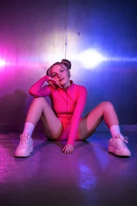 Athletic Elegance od LianaFord  4 snímek