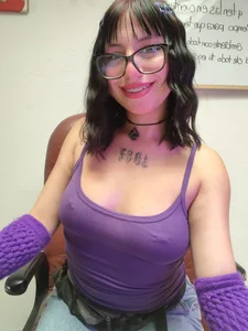 Kitty_Melodi 😈💜🧕🏻 Pic