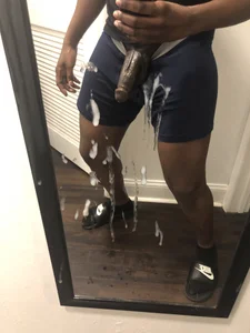 dynamite_dickk26: Public ( 4 фото)