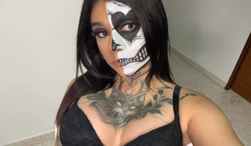 Emily_Evoskull图片 3