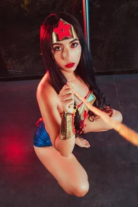 AnnHouston1 Your Wonder Woman🎃 Pic