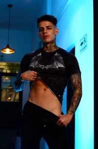 trisstann_ Public টি ছবি