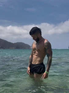 Frank_FarrellのBeach timeの 3枚の写真